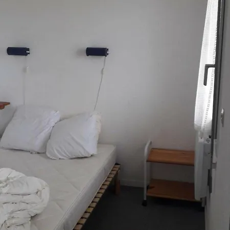 Au Pied Des Pistes Pour 4 Personnes Avec Terrasse Et Parking - Fr-1-602-89 *